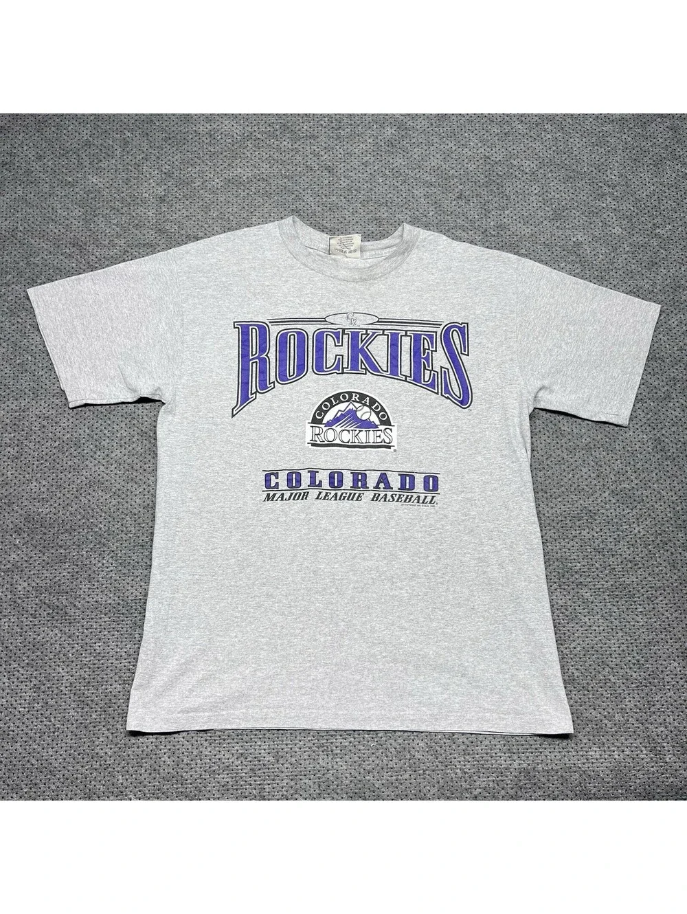 Vintage 1999 Colorado Rockies T-Shirt Large Major-League Baseball RARE MENS GRAY